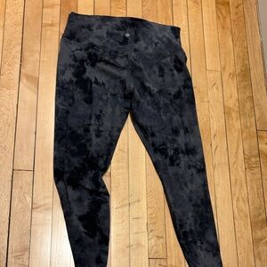 lululemon Allign leggings 28”